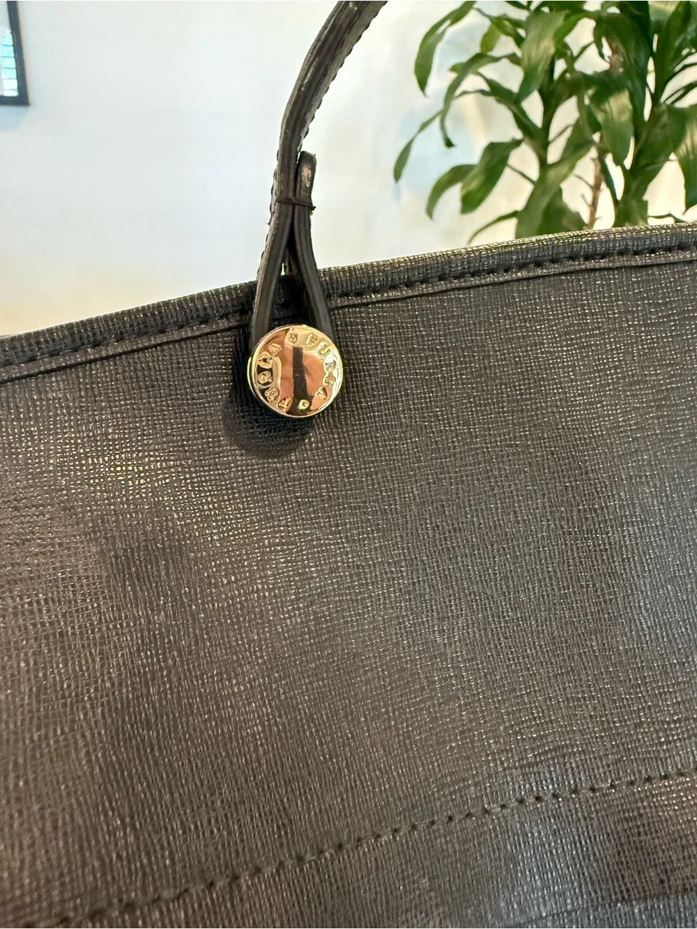 Furla downsizing figured